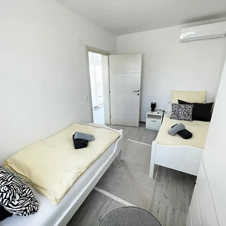 公寓 Sea View - In Kroatien Auf Bei Zadar Mit Privatem Pool Und Meerblick