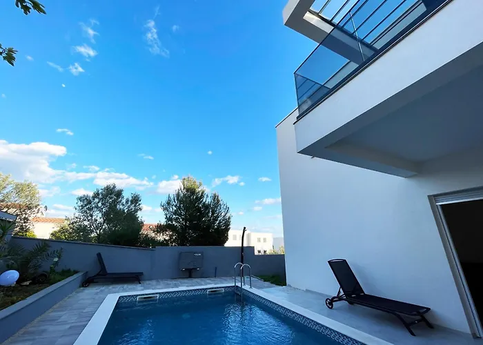 Sea View - In Kroatien Auf Bei Zadar Mit Privatem Pool Und Meerblick Daire Vir