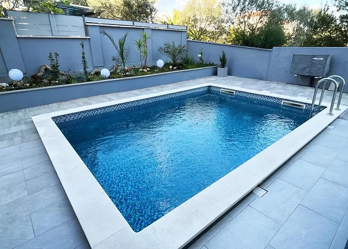 Sea View - In Kroatien Auf Bei Zadar Mit Privatem Pool Und Meerblick * Vir