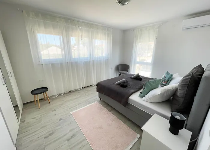 Daire Sea View - In Kroatien Auf Bei Zadar Mit Privatem Pool Und Meerblick